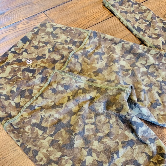 Lululemon Wunder Under Tights - Picture 8 of 8